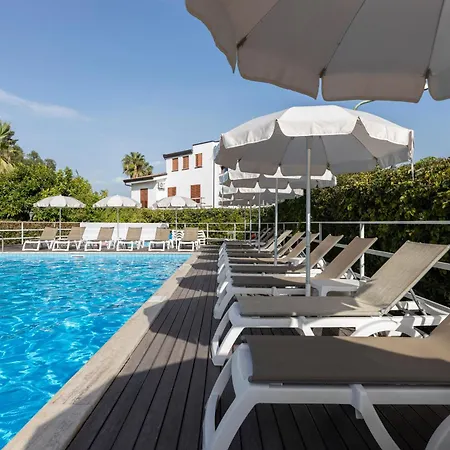 Residence Villa Giardini 3* ジャルディーニ・ナクソス