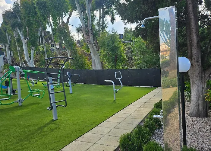 Residence Villa Giardini 3* גיארדיני נאקסוס