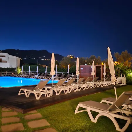 מלון דירות Residence Villa Giardini