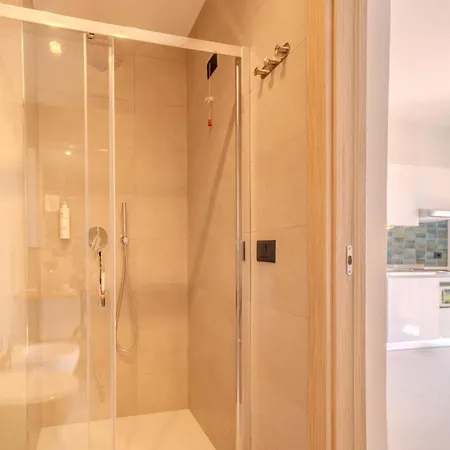 Residence Villa Giardini 3* גיארדיני נאקסוס