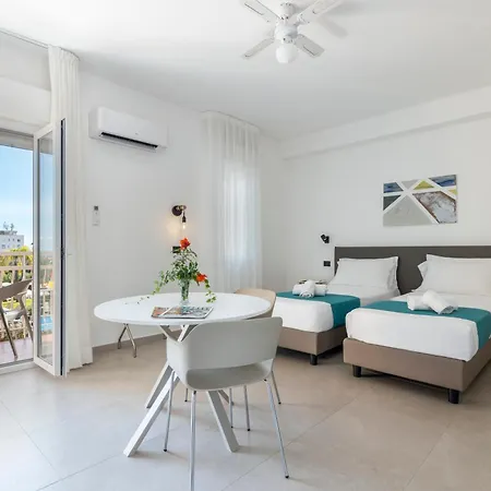 Residence Villa Giardini גיארדיני נאקסוס