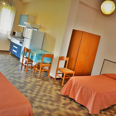 Residence Villa Giardini 3*