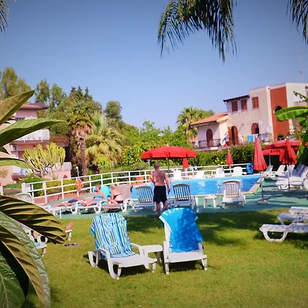 Residence Villa Giardini Apartahotel Giardini-Naxos
