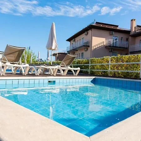 Residence Villa Giardini Апарт-отель Джардини-Наксос