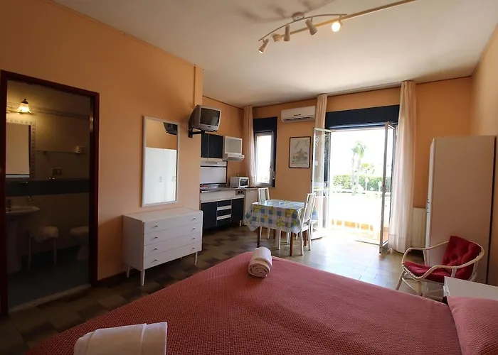 Residence Villa Giardini 지아르디니낙소스