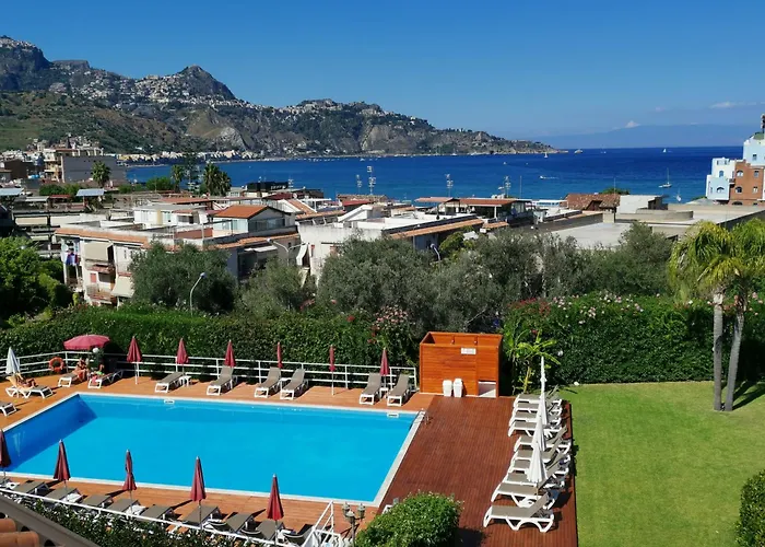 Residence Villa Giardini 지아르디니낙소스