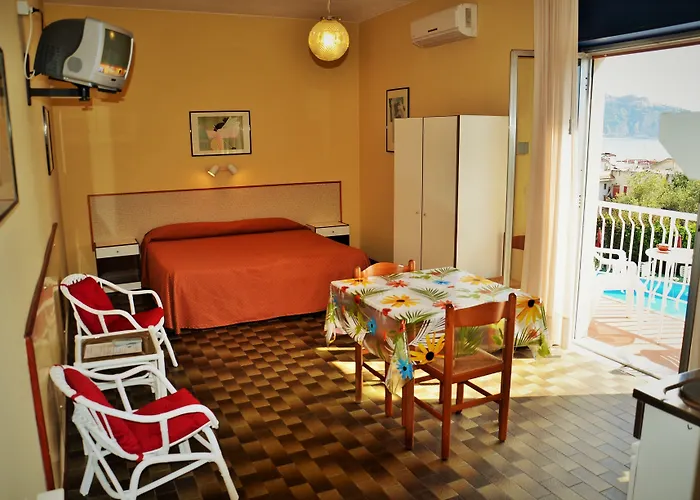Residence Villa Giardini Aparthotel 3*